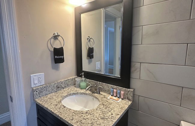 3BR near BJ Hospital Forest Park STLZoo - Photo 19