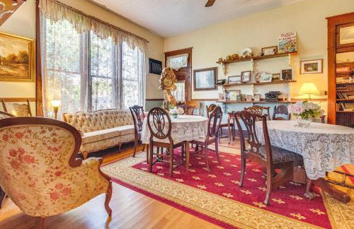 Creekfront Yellville Manor with Parlors and Fire Pit! - Foto 7