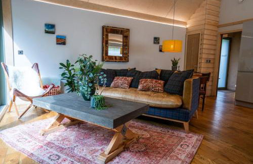 Rosemary Lodge 2BR with Hot Tub near Black Mountain - Foto 18