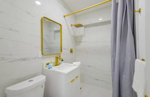 4BR North Miami Villa with Pool Patio Ping Pong - Foto 28