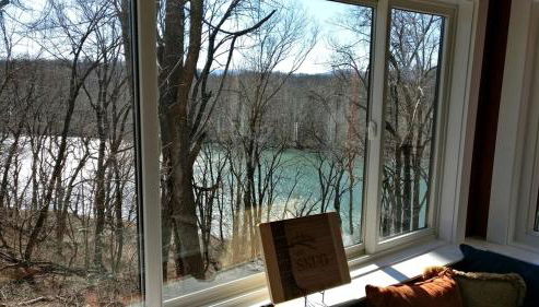 Exquisite Sunny Cabin Rental with a Hot Tub in Front Royal, Virginia - Photo 5