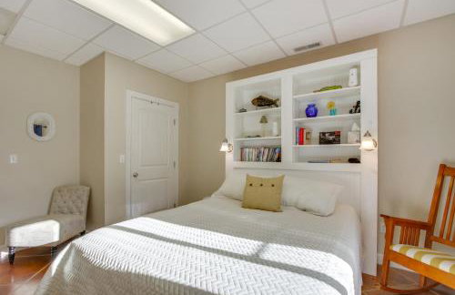 On-Site Lake Access Serene Waterloo Getaway - Foto 13