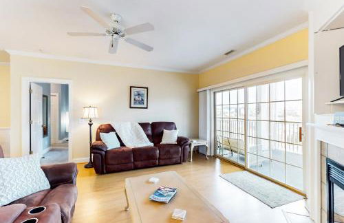 STJ16 Mystic Marina, Unit 204 - Foto 6