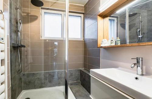 Cosy apartment on Strasbourg Tramway line and Canal - Appartement confortable sur ligne tram Strasbourg et Canal - Foto 26