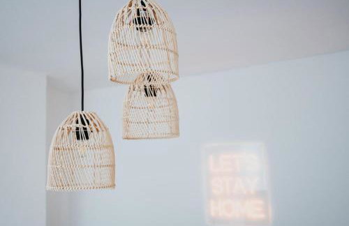 Liverpool Luxe Retreat 3 Bedroom House Next to Everton Stadium - Photo 5