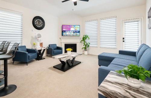 Entire Home 3BR Hidden Gem Getaway with Level 2 EV Charger, Central Location - Foto 2