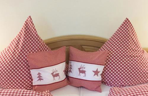 Almroeserl - Foto 17