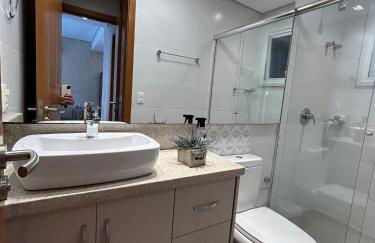 Apto Impecável com piscina aquecida e jacuzzi - Photo 22