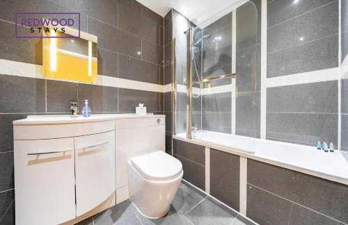 Quality Serviced Apartments in Camberley Town Centre, Free WiFi By Redwood Stays - Foto 4