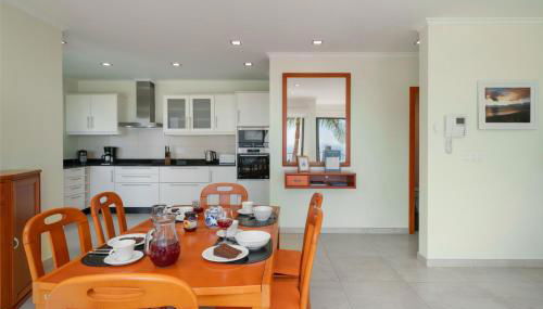 OurMadeira - Casa Amaro Mar - Photo 3, stove, toaster, minibar