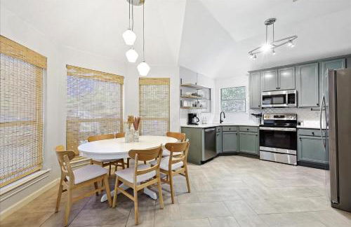 Luxury Gem in the Forest-Pool&Jacuzzi&Cinema&Games - Foto 12