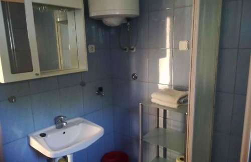 Apartment in Ugljan - Insel Ugljan 7453 - Photo 6