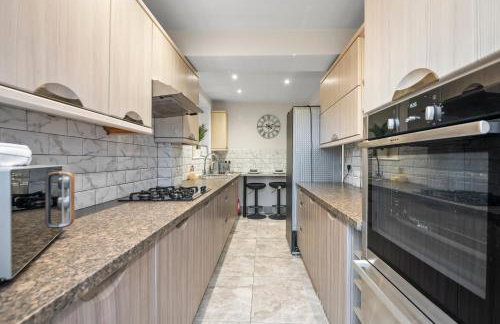 Cooper House Stay - Large Stylish House - Foto 6