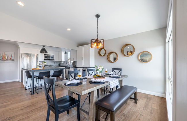 Ocean Breeze Buyout by Avantstay Steps to Beach - Photo 18