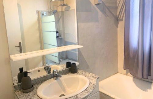 Henri en scène - Charme & Confort en Hypercentre Chartres - Au pied de la Cathédrale - Foto 23