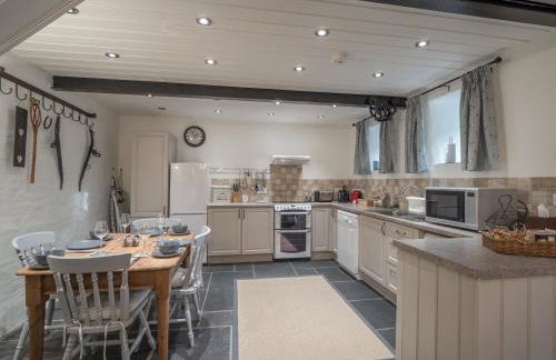 Blaenfforest Granary Newcastle Emlyn - Photo 5