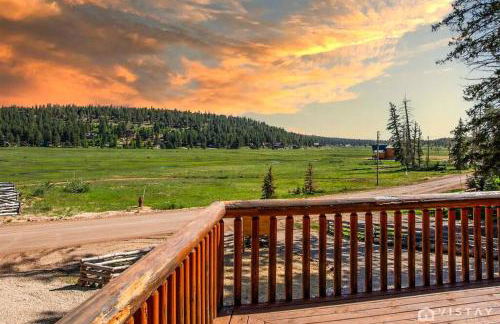 Strawberry Valley Villa -Stunning Views w/ Firepit - Foto 14