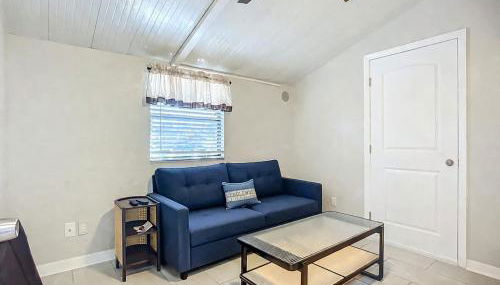 Pet-Friendly Home Near the Beach - Foto 2