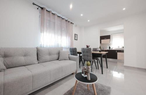 Apartments with a parking space Vrbovec, Prigorje - 22922 - Foto 8