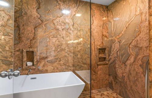 Near Downtown Palm Springs, 7 BD 7 BTH, 80FT Pool, Pickleball - Foto 40