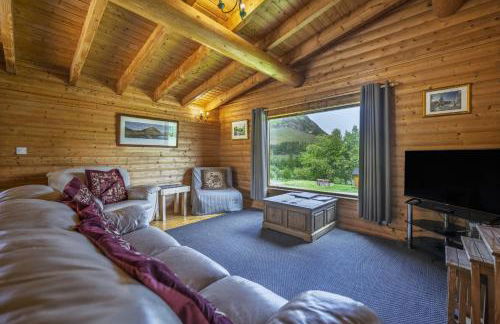 Finest Retreats - Cragdhu Log Cabin - Photo 13