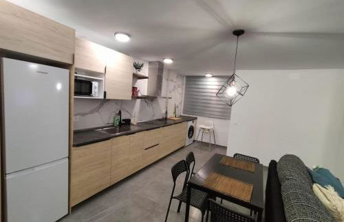 Caletillas Black sand 1º linea playa & piscina & wifi - Foto 19