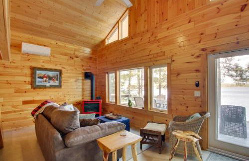 Dock and Fire Pit Lakefront Cabin in Deer River! - Foto 4