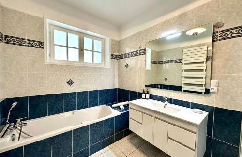 Gîte Le Chauffour -Calme-Famille-WIFI-Billard - Foto 24