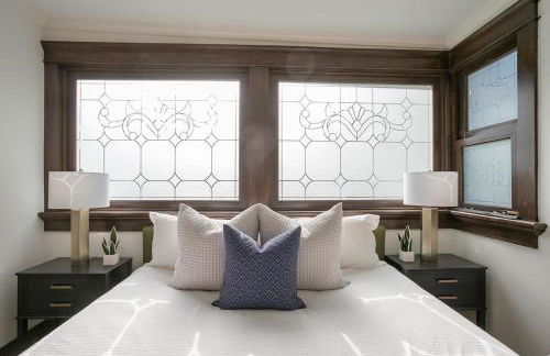 Historic Jewel Walk to Eats & Shops - Foto 8