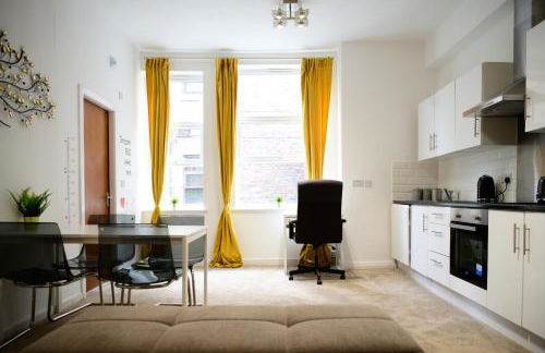 Autumn Breeze - 2BR - Sofa Bed - WiFi - Free Parking - Central - Didsbury - Photo 16