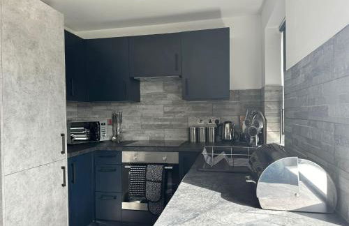 Adam Court Apartments - PE1 - Contractor Friendly - Choice of Studios or 1 Bed Apartments - Free Parking - Sofa Beds - Sky TV - Full Kitchen - Washer Dryer - WiFi - Foto 50