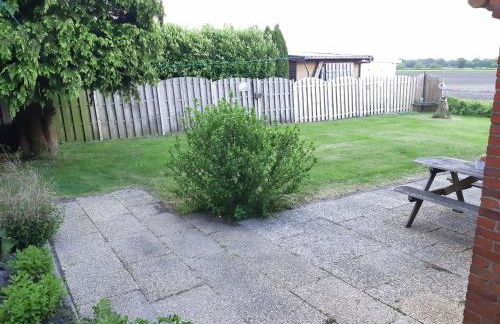 Monteurzimmer Ausma Wymeer Bunde - FeWo Vakantiehuis Heerenland - Foto 24