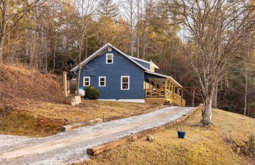 Riverside Relaxer w/Hot Tub+Fire Pit +Wifi & view - Foto 48