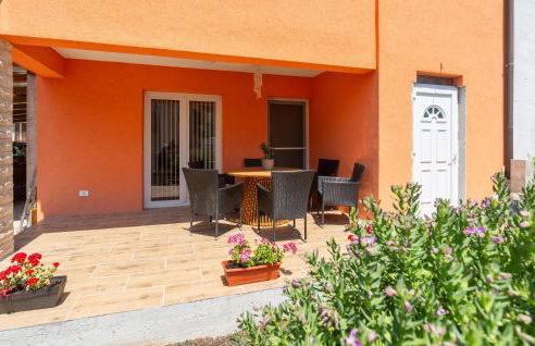 2 Bedroom Gorgeous Apartment In Umag - Foto 2