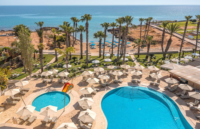 Louis Althea Beach Hotel - Foto 1