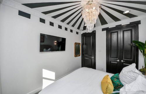 BrandNew! Secret Garden HTX |5BR w/GameRoom+HotTub - Foto 74