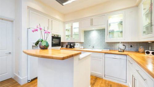 Neat, bright, and convenient. - Foto 2, stove, dishwasher, pet friendly