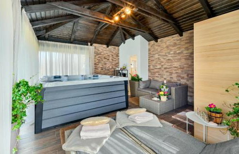 Stunning Home In Varazdin Breg With Sauna - Foto 49