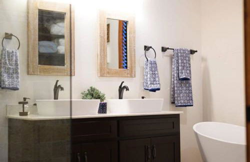 Little Dutch Cabin #1 - 12 min to Magnolia-Baylor - Foto 24