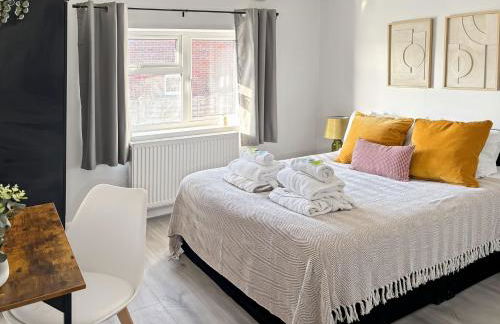 Relaxing Getaway With Hot Tub & Sauna Sleeps 6 - Foto 40