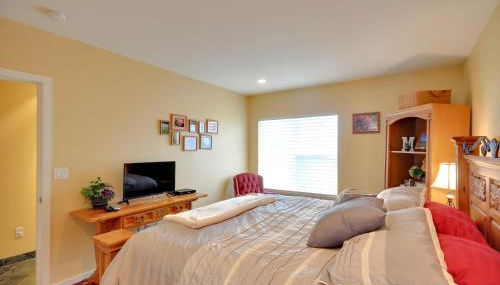 Waterfront Oregon Abode with Balcony and Ocean Views! - Foto 5