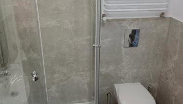 Duży apartament z widokiem na góry - 3 pokoje - Foto 3, Shower