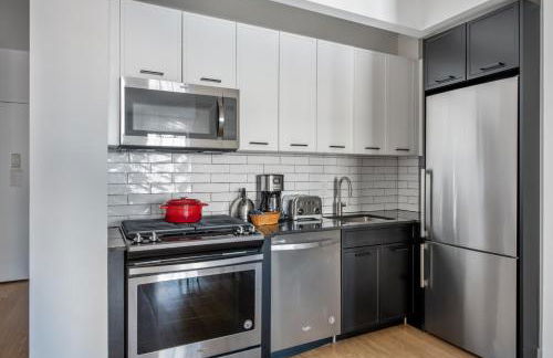 FiDi Studio w Gym Lounge Complete Gym NYC-499 - Photo 5