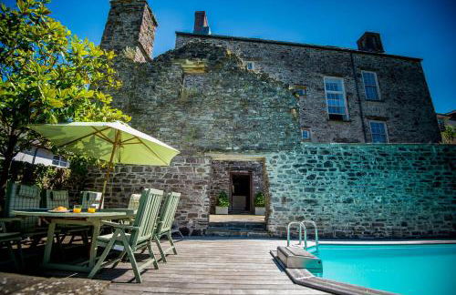 Great House - A Grand Georgian Retreat with Heated Outdoor Pool - Photo 34