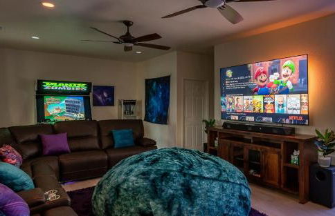 Coachella Play - 6BR Multi-Gen Fun Zone and Retreat with free heated pool - Foto 13