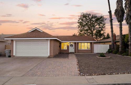 Entire Private Home with 3 Bedrooms 2 Bathrooms, Gated Yard, Garage, Hot Tub, 4-Beds, Golf, Mira Mesa, Available Now - Photo 77