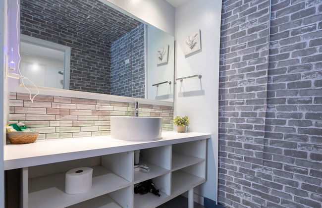 Entire Studio With Free Shuttle to Disney - Foto 23