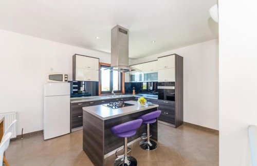 Villa Maslina with private pool on quiet location - by TA Leut Agency - Foto 2