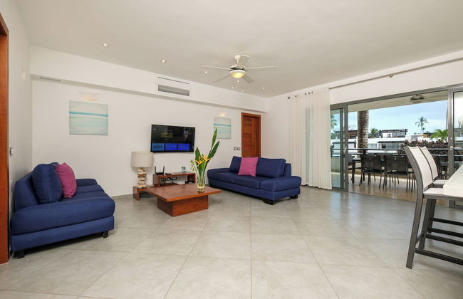 Aligio Aparthotel Beachfront - Foto 33