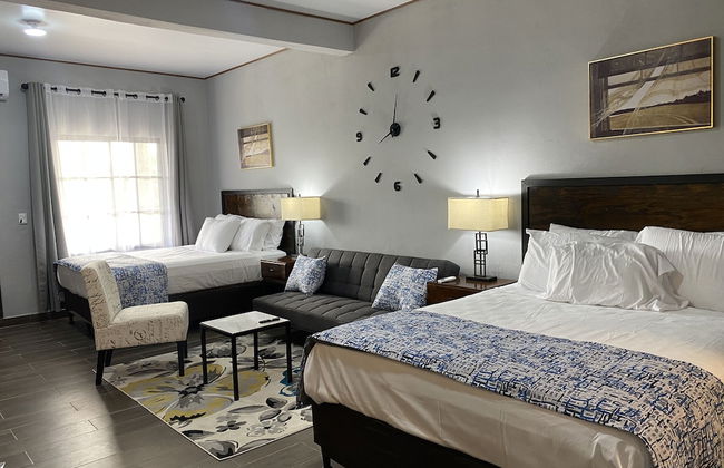 M&M Zavala Hotel and B&B - Foto 8